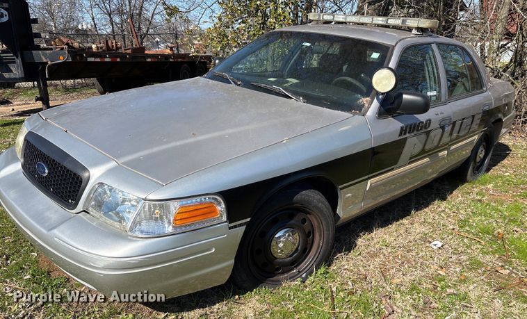 image for item EY9917 2010 Ford Crown Victoria Police Interceptor 