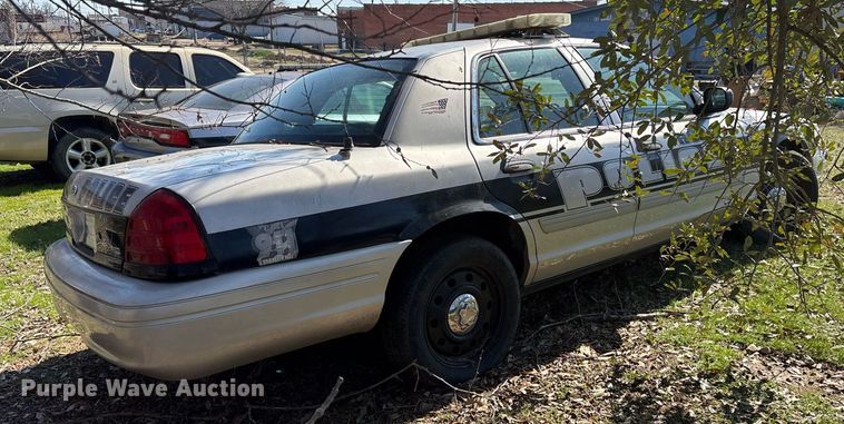 image for item EY9917 2010 Ford Crown Victoria Police Interceptor 