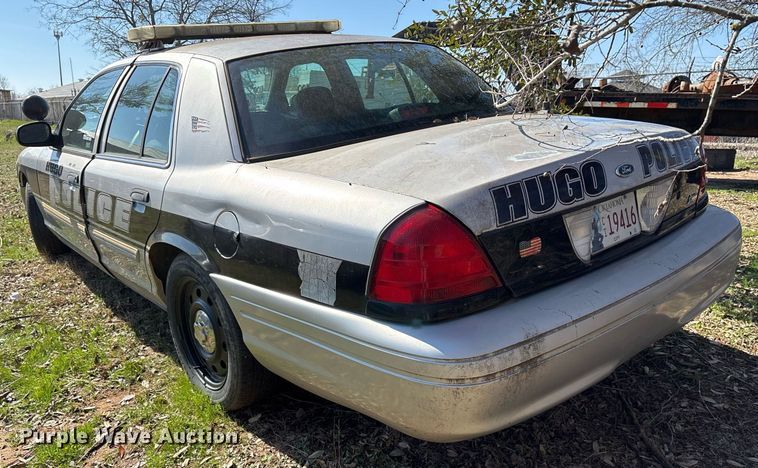 image for item EY9917 2010 Ford Crown Victoria Police Interceptor 