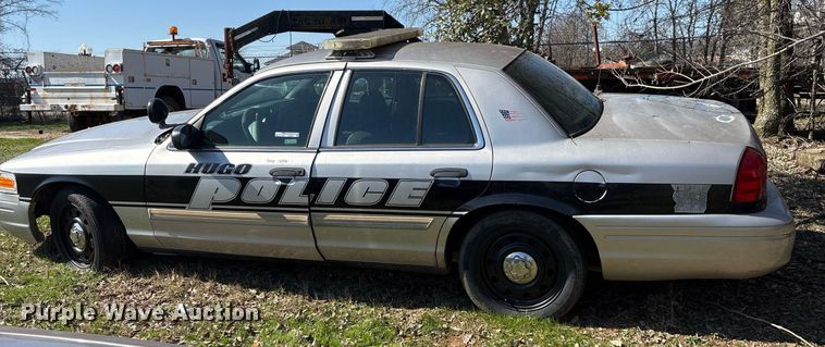 image for item EY9917 2010 Ford Crown Victoria Police Interceptor 