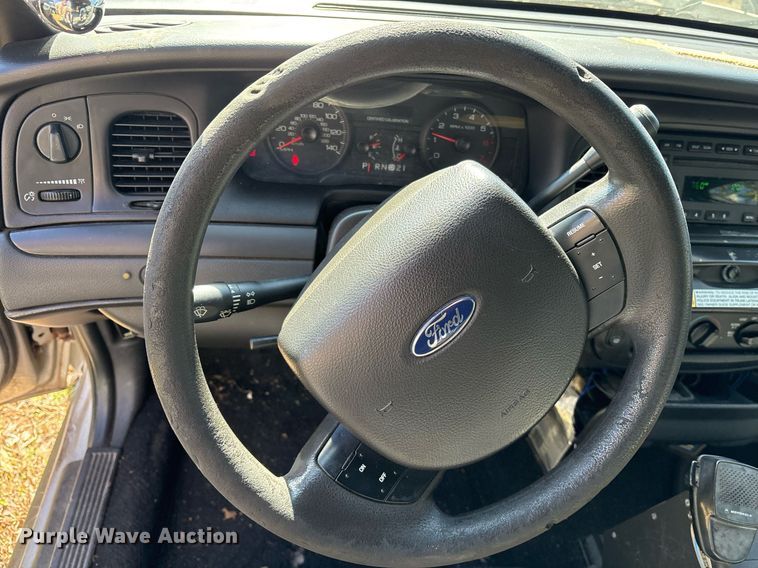 image for item EY9917 2010 Ford Crown Victoria Police Interceptor 