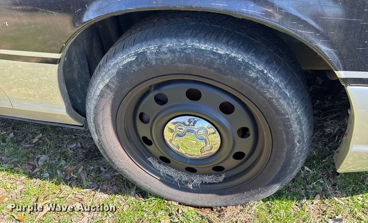 image for item EY9917 2010 Ford Crown Victoria Police Interceptor 