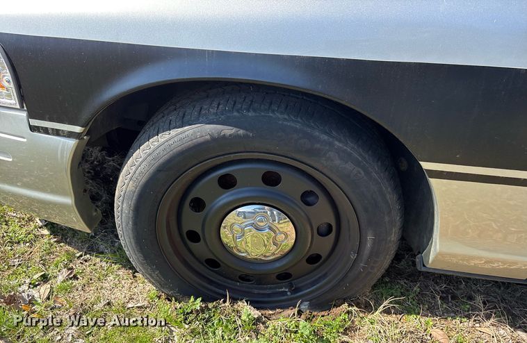 image for item EY9917 2010 Ford Crown Victoria Police Interceptor 