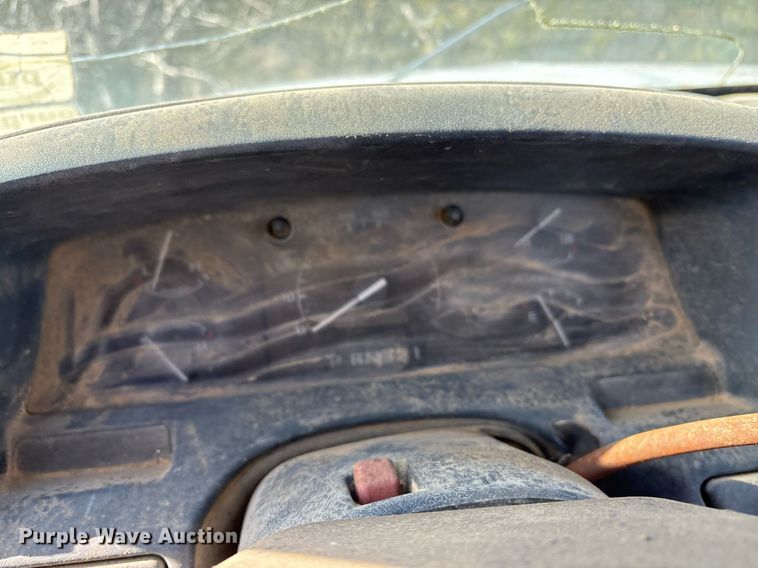 image for item EY9926 1993 Ford F150 pickup truck