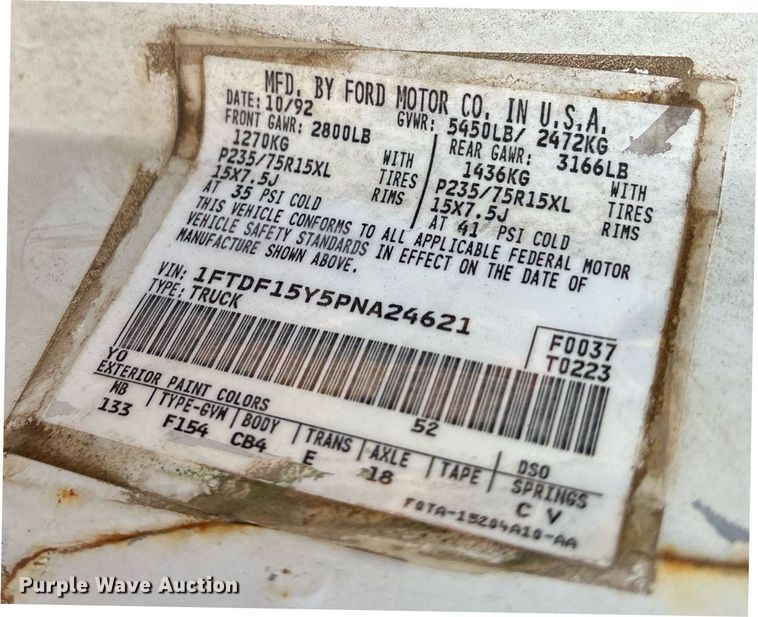 image for item EY9926 1993 Ford F150 pickup truck