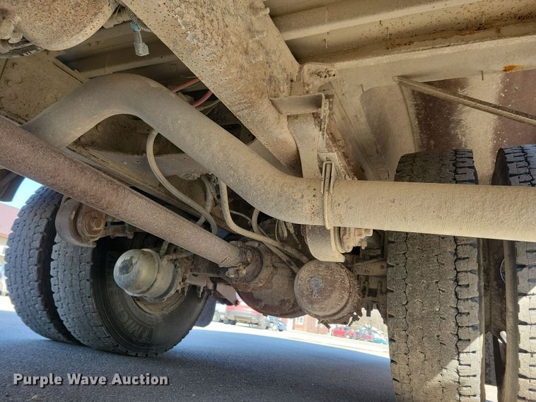 image for item NB9869 2008 Bluebird school bus