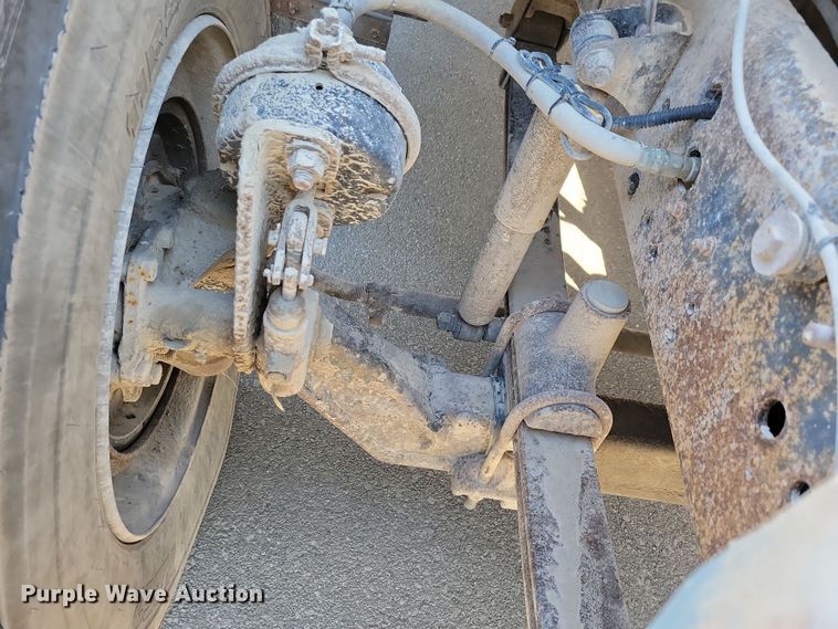 image for item NB9869 2008 Bluebird school bus