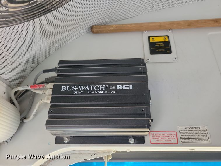 image for item NB9869 2008 Bluebird school bus