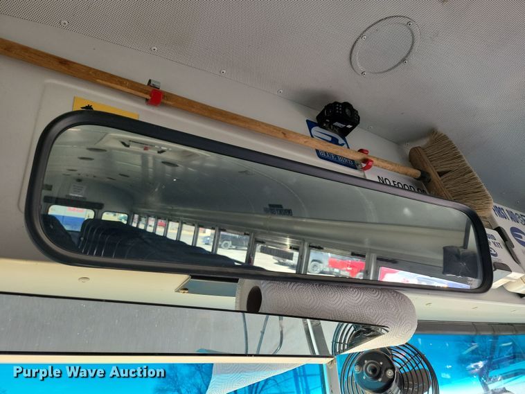 image for item NB9869 2008 Bluebird school bus