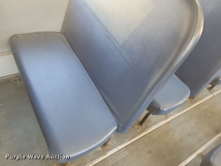 image for item NB9869 2008 Bluebird school bus