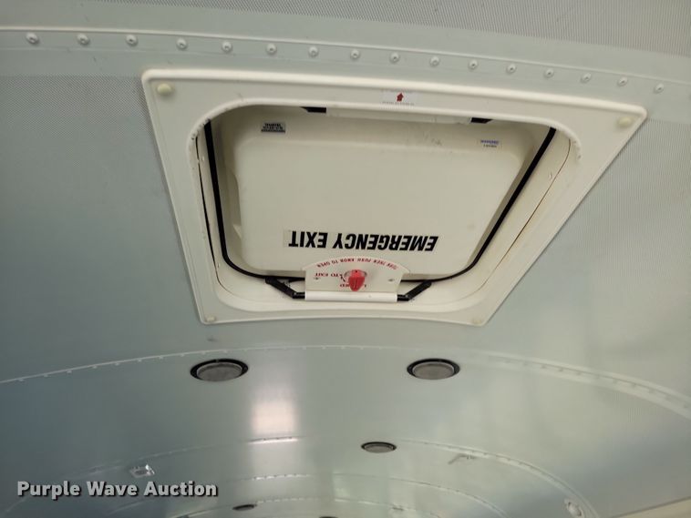 image for item NB9869 2008 Bluebird school bus