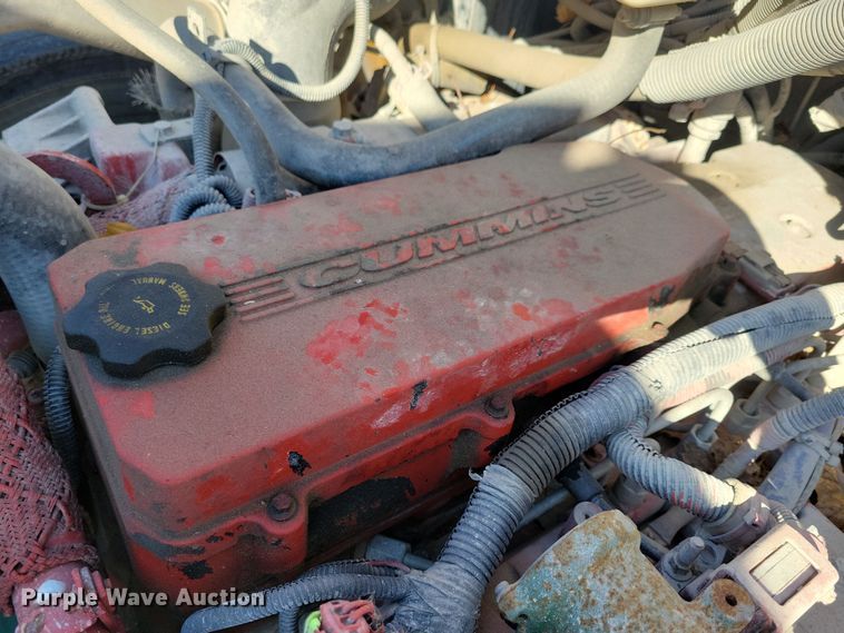 image for item NB9869 2008 Bluebird school bus