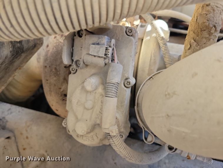 image for item NB9869 2008 Bluebird school bus