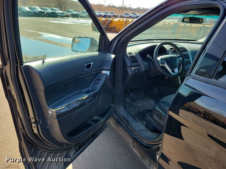 image for item NB9896 2014 Ford Explorer Police Interceptor SUV