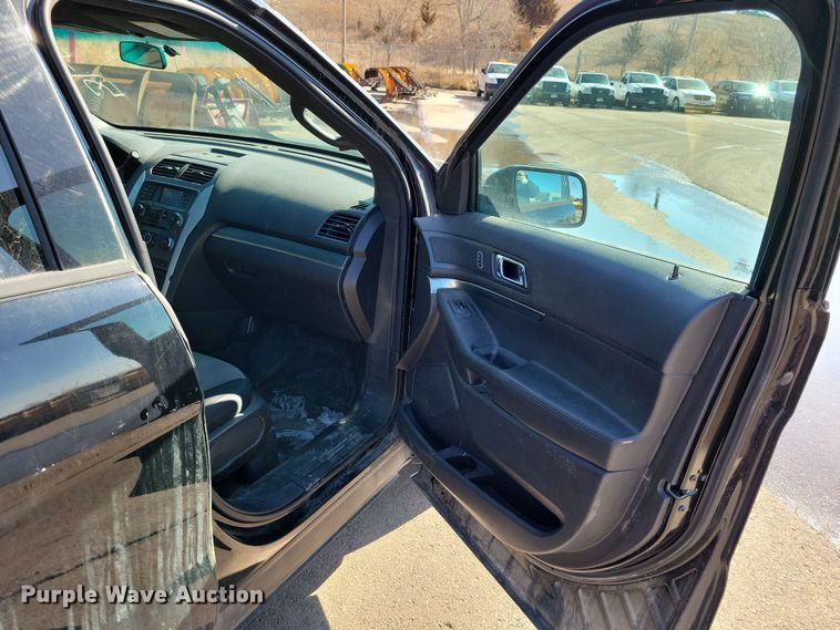 image for item NB9896 2014 Ford Explorer Police Interceptor SUV