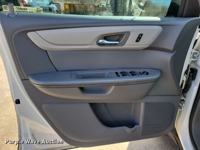 image for item NB9897 2015 Chevrolet Traverse SUV
