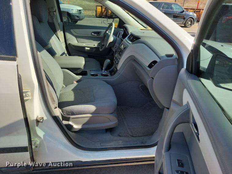 image for item NB9897 2015 Chevrolet Traverse SUV