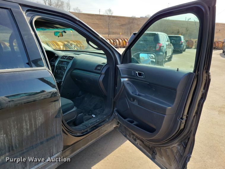 image for item NB9899 2014 Ford Explorer Police Interceptor SUV