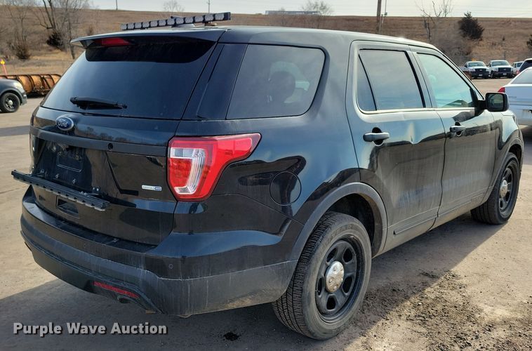 image for item NB9901 2016 Ford Explorer Police Interceptor SUV