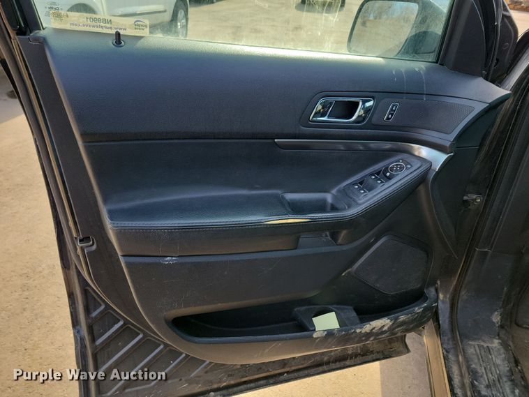 image for item NB9901 2016 Ford Explorer Police Interceptor SUV