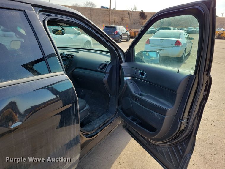 image for item NB9901 2016 Ford Explorer Police Interceptor SUV