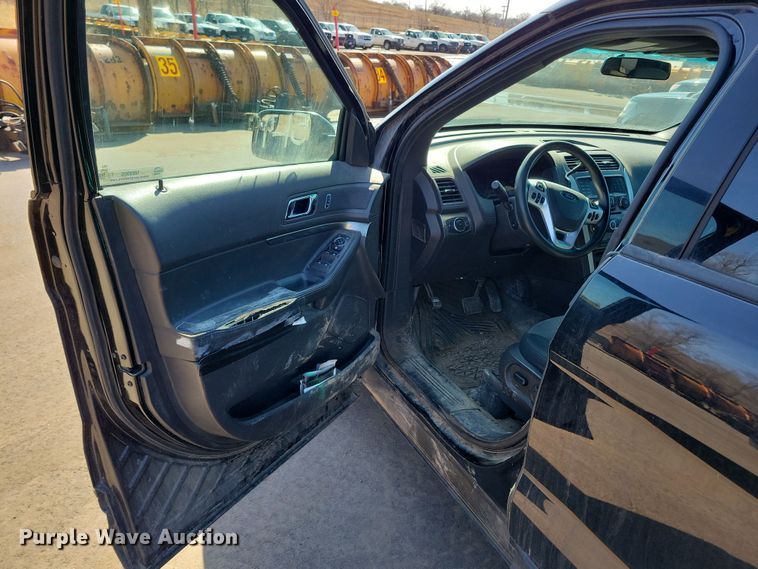 image for item NB9905 2014 Ford Explorer Police Interceptor SUV