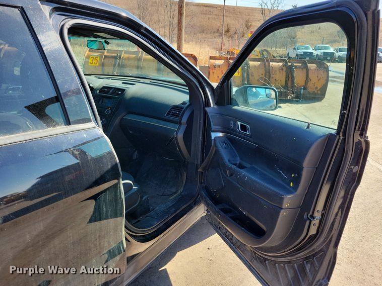 image for item NB9906 2016 Ford Explorer Police Interceptor  SUV