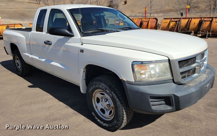 image for item NB9911 2009 Dodge Dakota Ext. Cab pickup truck