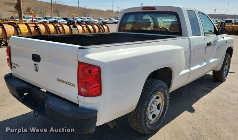 image for item NB9911 2009 Dodge Dakota Ext. Cab pickup truck