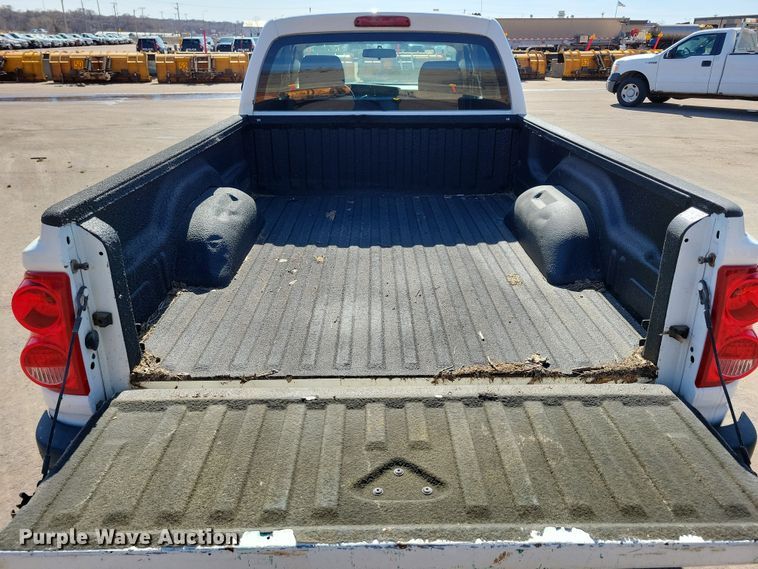 image for item NB9911 2009 Dodge Dakota Ext. Cab pickup truck