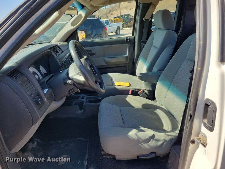 image for item NB9911 2009 Dodge Dakota Ext. Cab pickup truck