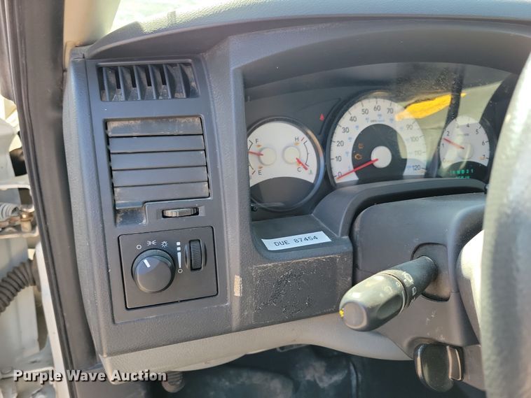 image for item NB9911 2009 Dodge Dakota Ext. Cab pickup truck