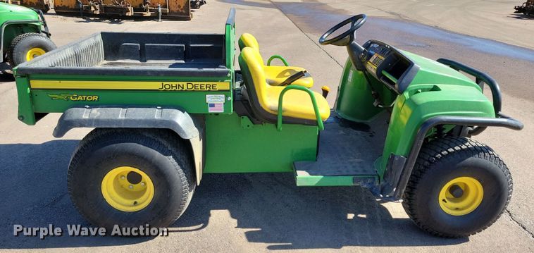 image for item NB9915 2013 John Deere Gator TS utility vehicle