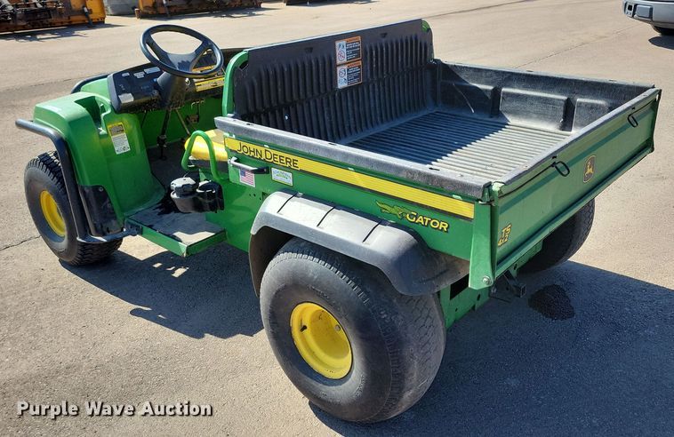 image for item NB9915 2013 John Deere Gator TS utility vehicle