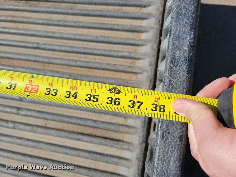 image for item NB9915 2013 John Deere Gator TS utility vehicle