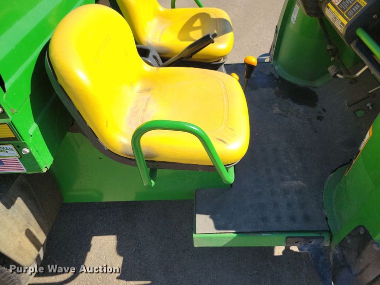 image for item NB9915 2013 John Deere Gator TS utility vehicle