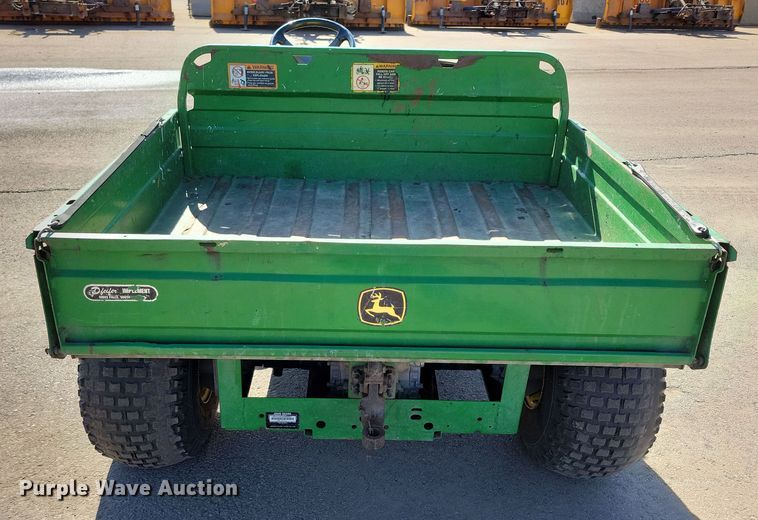 image for item NB9916 2008 John Deere Gator TS utility vehicle