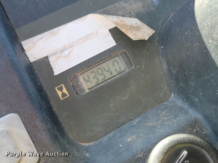 image for item NB9916 2008 John Deere Gator TS utility vehicle