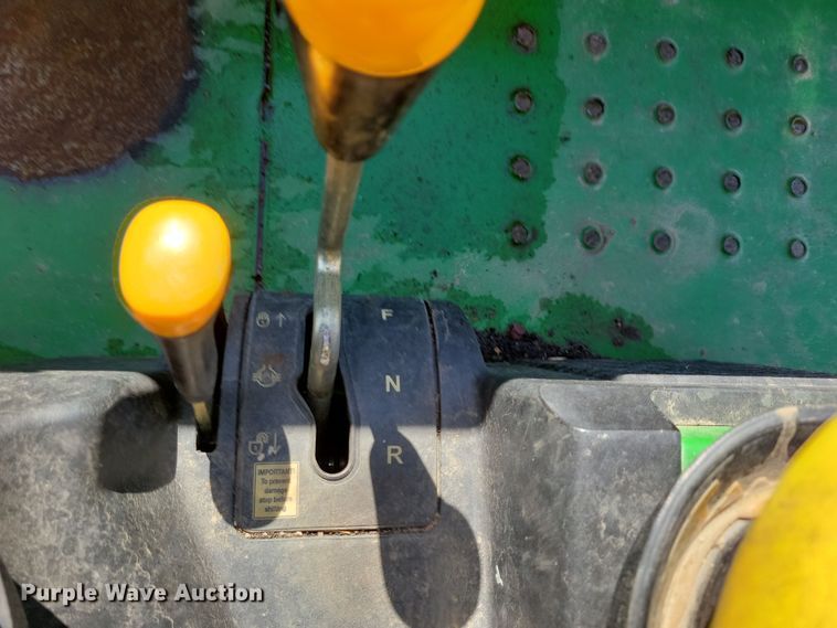 image for item NB9916 2008 John Deere Gator TS utility vehicle