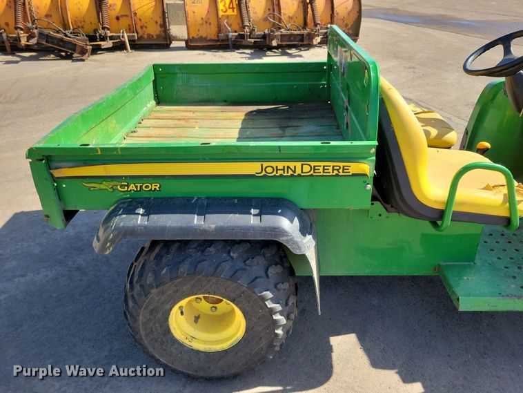 image for item NB9917 2010 John Deere Gator TS utility vehicle