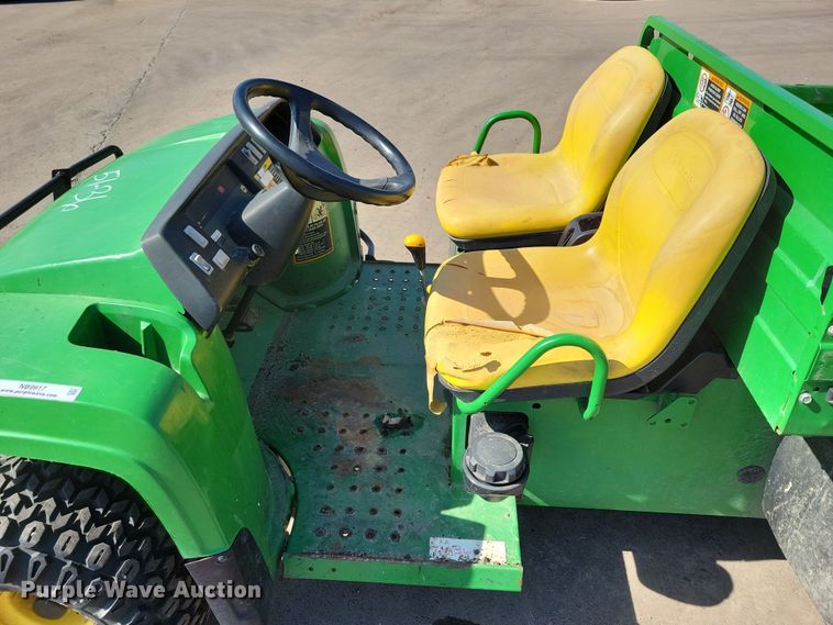 image for item NB9917 2010 John Deere Gator TS utility vehicle