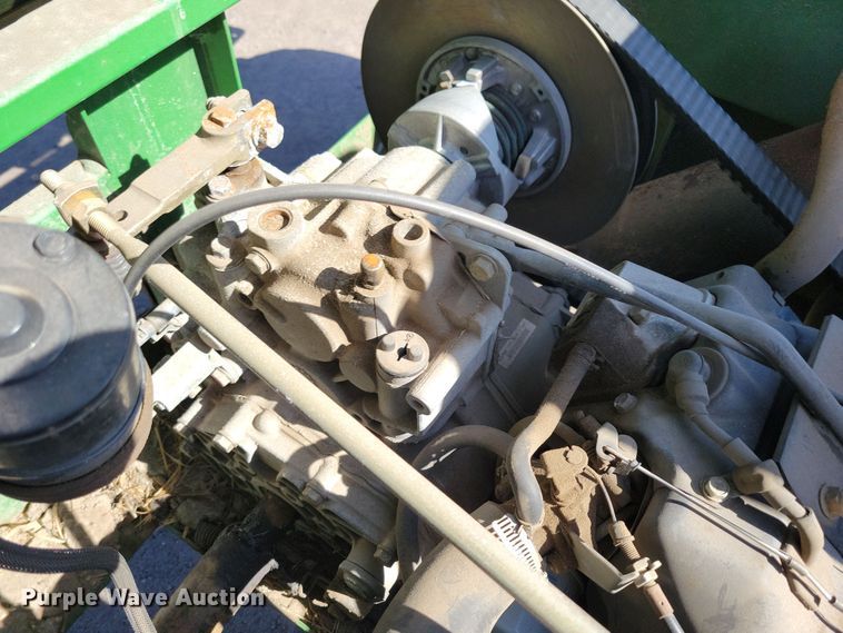 image for item NB9917 2010 John Deere Gator TS utility vehicle