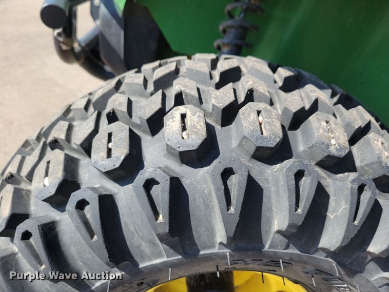 image for item NB9917 2010 John Deere Gator TS utility vehicle