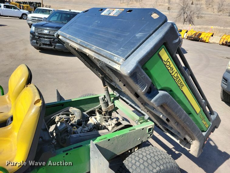 image for item NB9918 2015 John Deere Gator TX utility vehicle