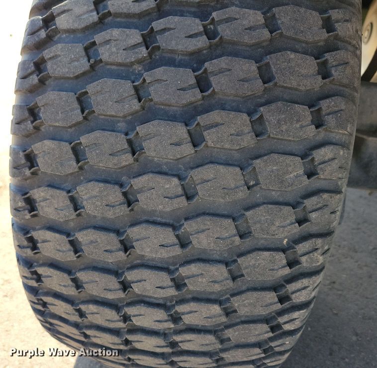 image for item NB9918 2015 John Deere Gator TX utility vehicle