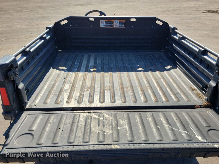 image for item NB9919 2014 John Deere  Gator TX utility vehicle