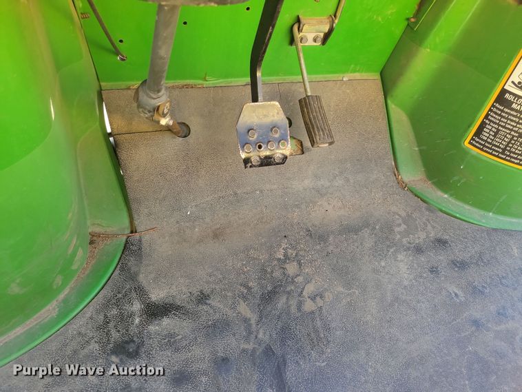 image for item NB9919 2014 John Deere  Gator TX utility vehicle