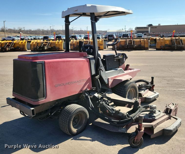 image for item NB9920 2013 Toro Groundsmaster 4000D lawn mower