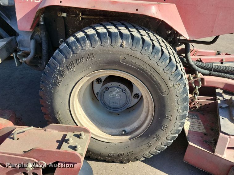 image for item NB9920 2013 Toro Groundsmaster 4000D lawn mower