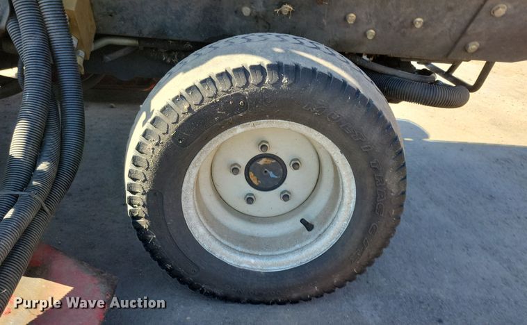 image for item NB9920 2013 Toro Groundsmaster 4000D lawn mower